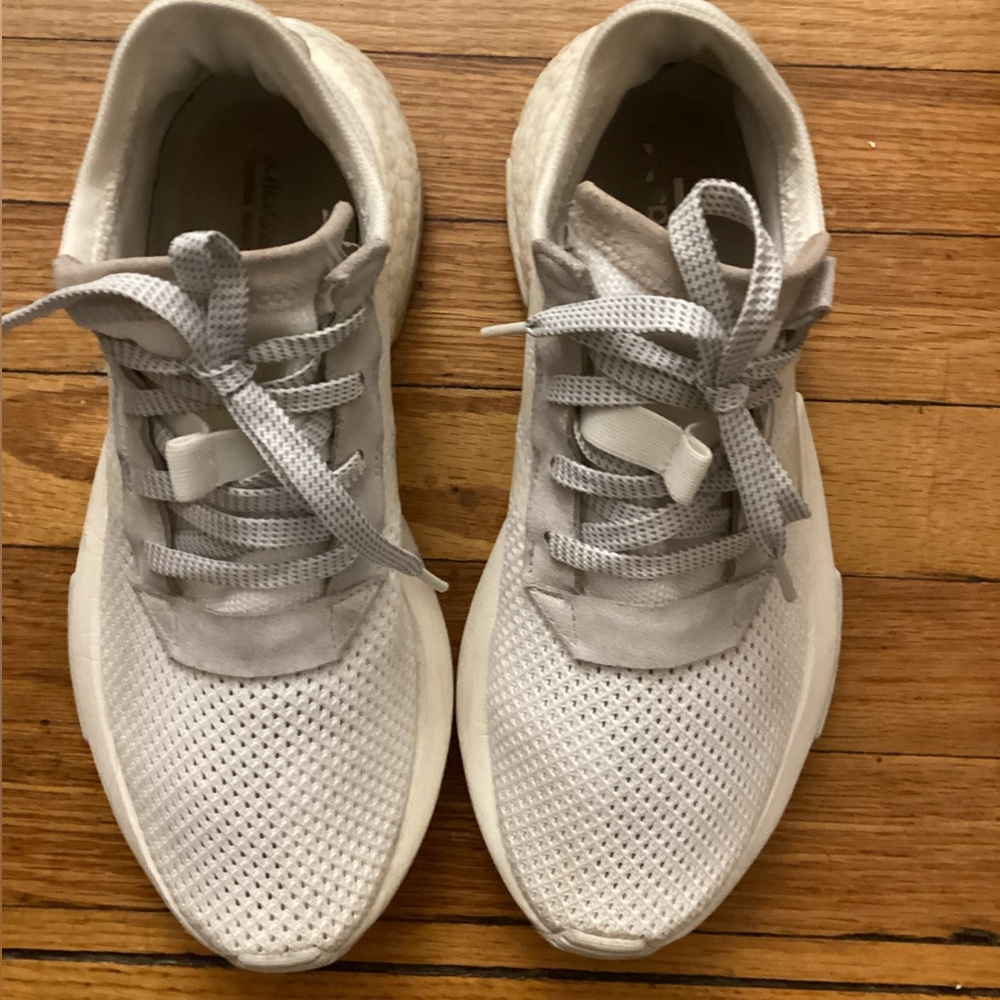 Womens/Mens  Adidas POD S3.1 White Sneakers